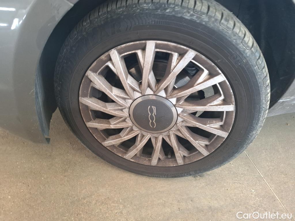  Fiat  500 FIAT  / 2015 3P  Berline Hybrid 10 BSG 70 ch Dolcevita #16