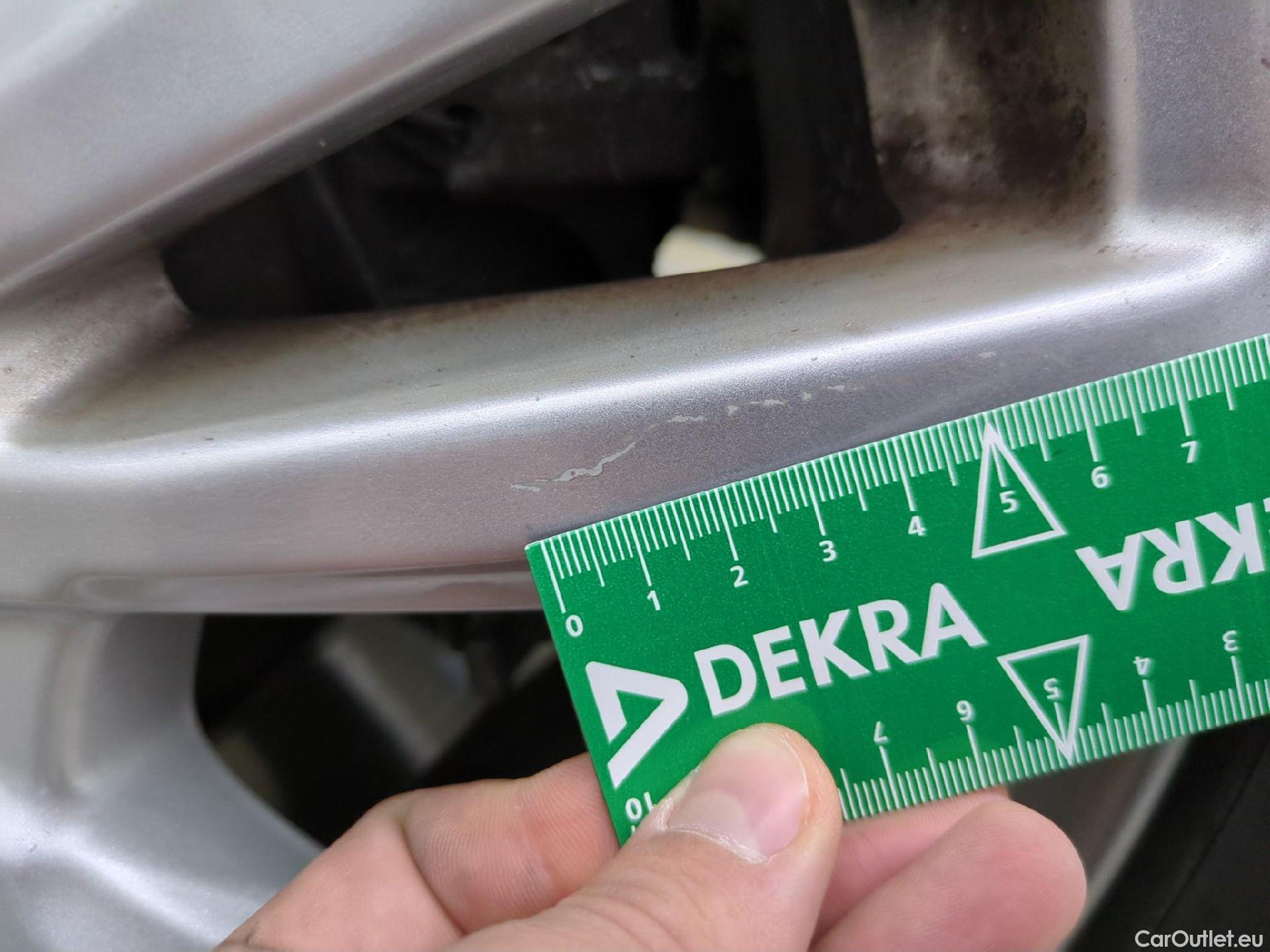 Ford  Kuga  Titanium 1.5 TDCi 120CV BVM6 E6 #13