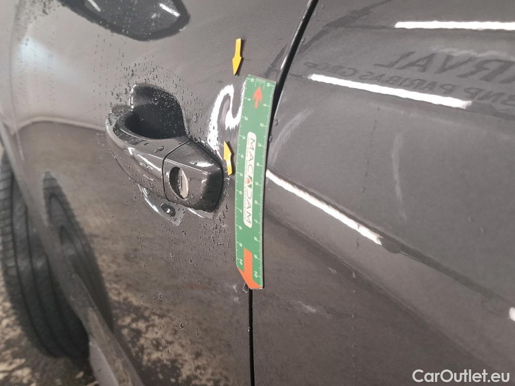 Citroen  C5  Aircross Shine 1.2 PureTech 130CV BVA8 6E #8