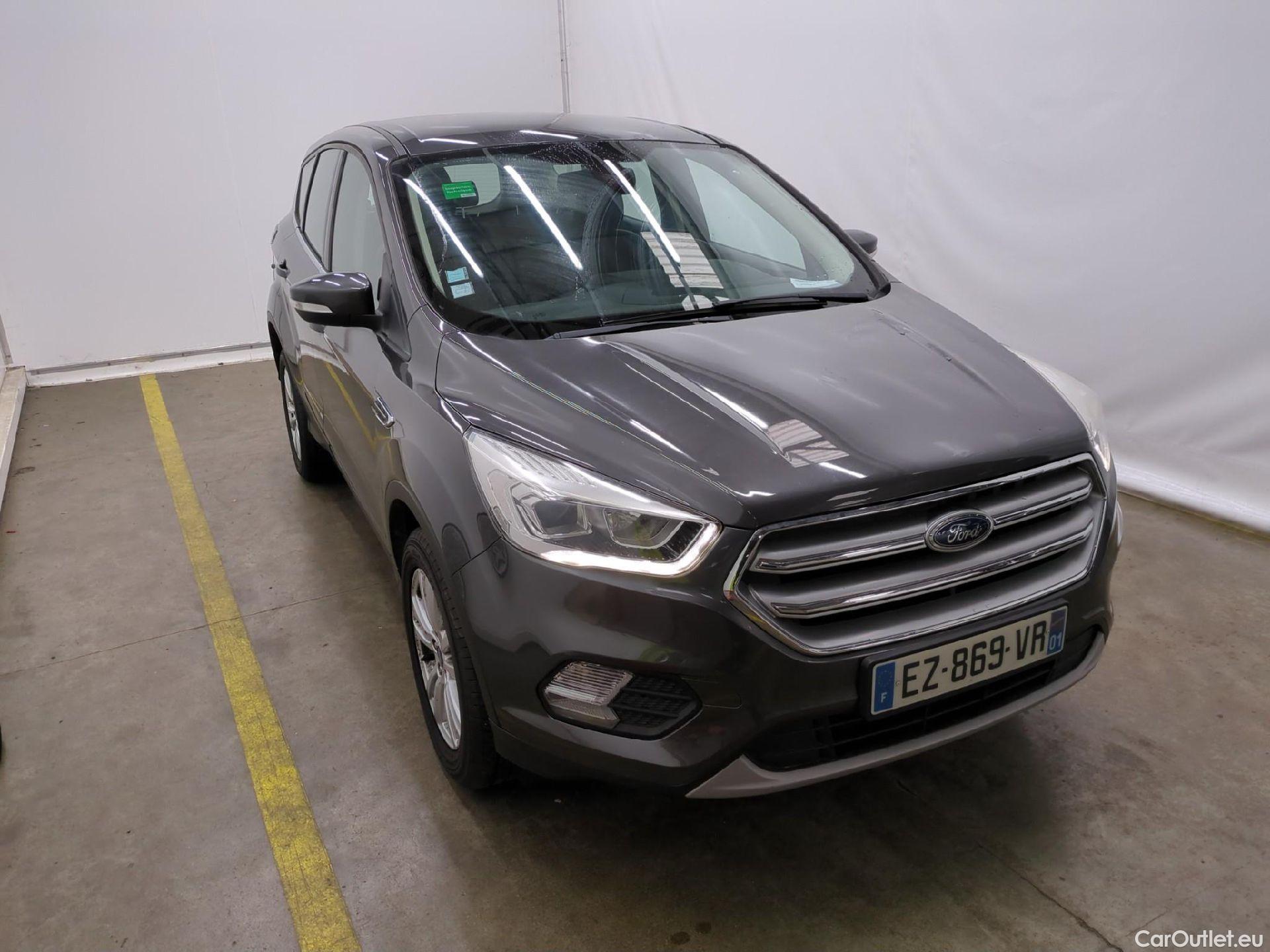 Ford  Kuga  Titanium 1.5 TDCi 120CV BVM6 E6 #4
