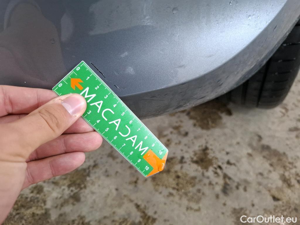 Bmw  Serie 1 BMW Série 1 / 2019 / 5P / Berline 116i DKG7 Business Design #8