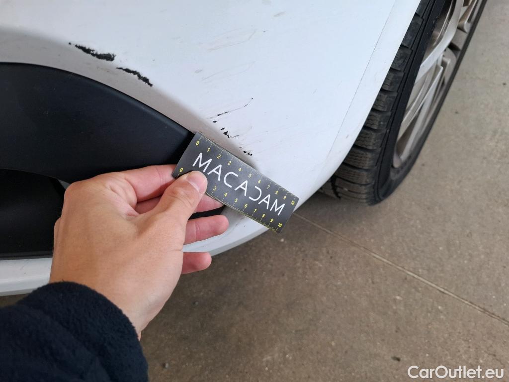  Peugeot  208  Style 1.2 PureTech 80CV BVM5 E6 #39