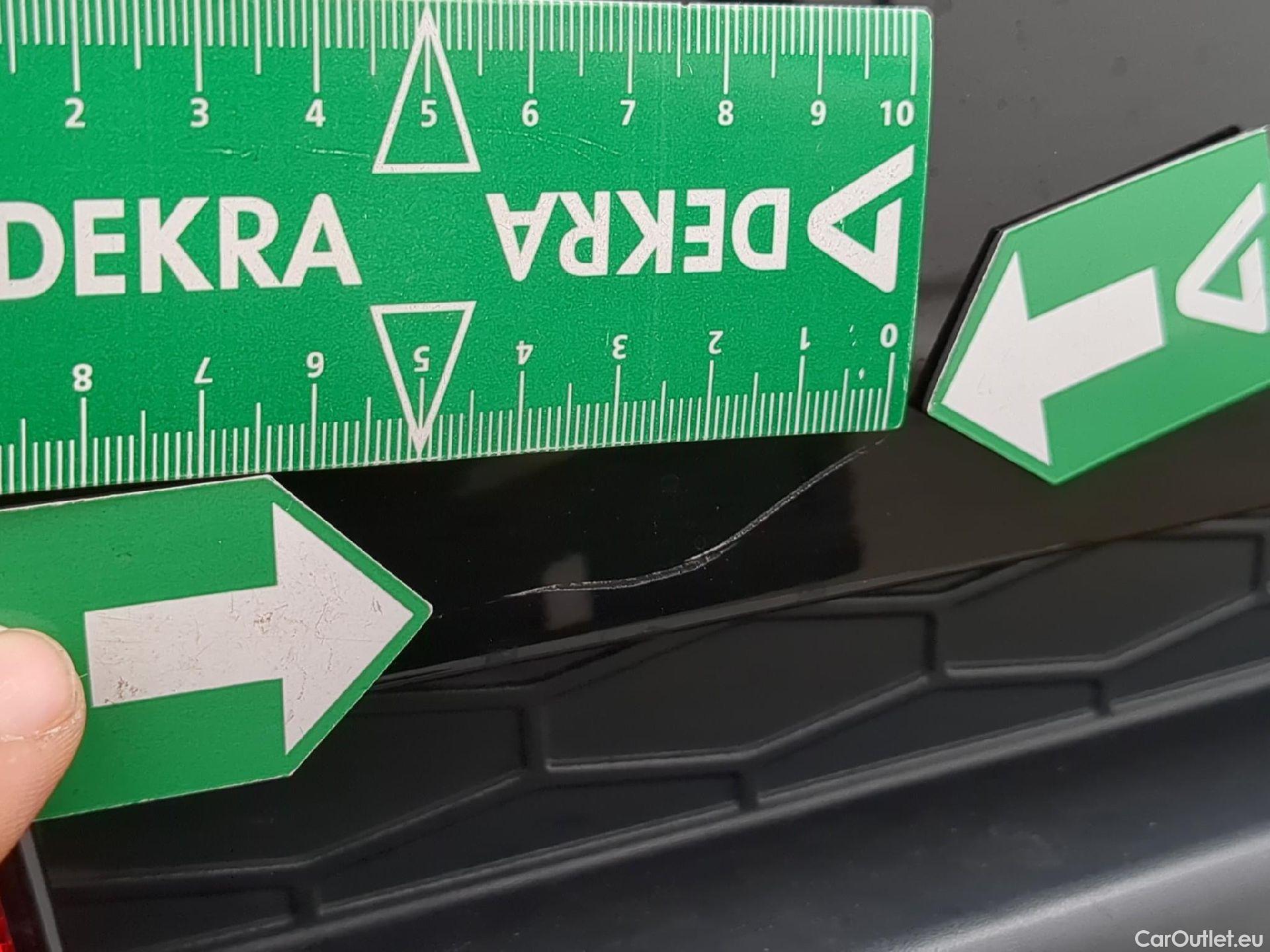  Land Rover  Discovery LAND ROVER  Sport / 2019 / 5P / SUV 1.5 P300e PHEV AUTO 4WD HSE #39