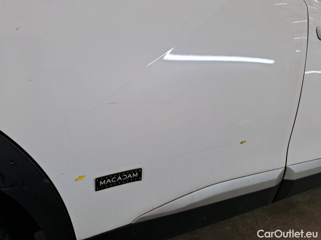 Peugeot  2008  Allure Business 1.2 PureTech 130CV BVM6 E6d #24