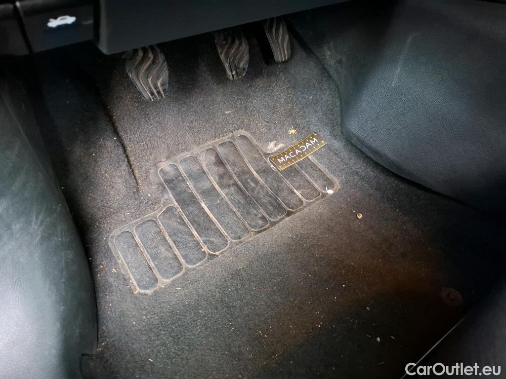  Nissan  Micra NISSAN  5p Berline IG-T 90 N-Connecta #44