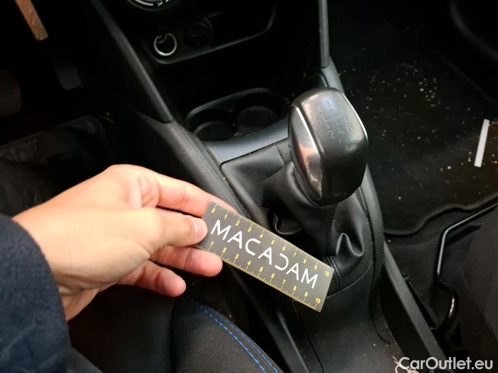  Peugeot  208  Style 1.2 PureTech 80CV BVM5 E6 #30