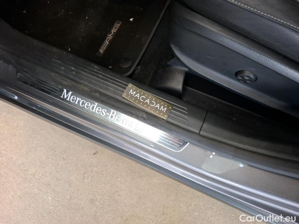  Mercedes  GLA MERCEDES-BENZ  / 2020 / 5P / SUV 1.3  250 e AMG LINE DCT #35