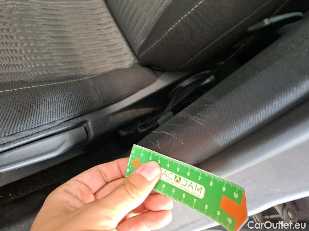  Opel  Corsa  F Edition Business 1.2 75CV BVM5 E6d #7