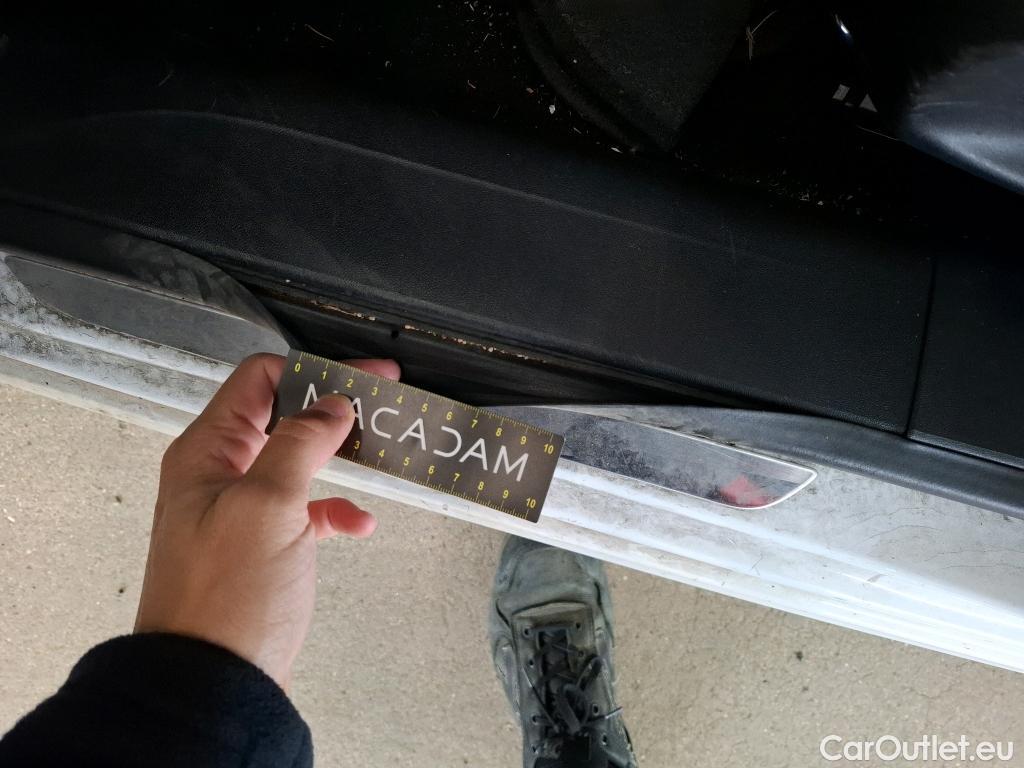  Peugeot  208  Style 1.2 PureTech 80CV BVM5 E6 #9