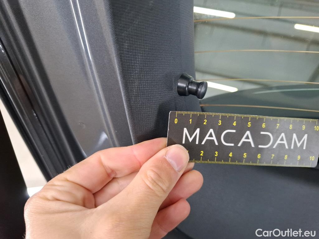  Mercedes  GLA MERCEDES-BENZ  / 2020 / 5P / SUV 1.3  250 e AMG LINE DCT #49