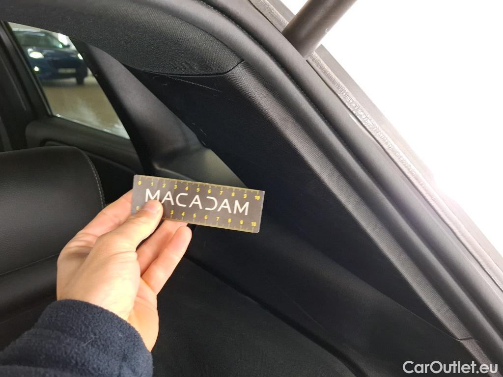  Mercedes  GLA MERCEDES-BENZ  / 2020 / 5P / SUV 1.3  250 e AMG LINE DCT #19