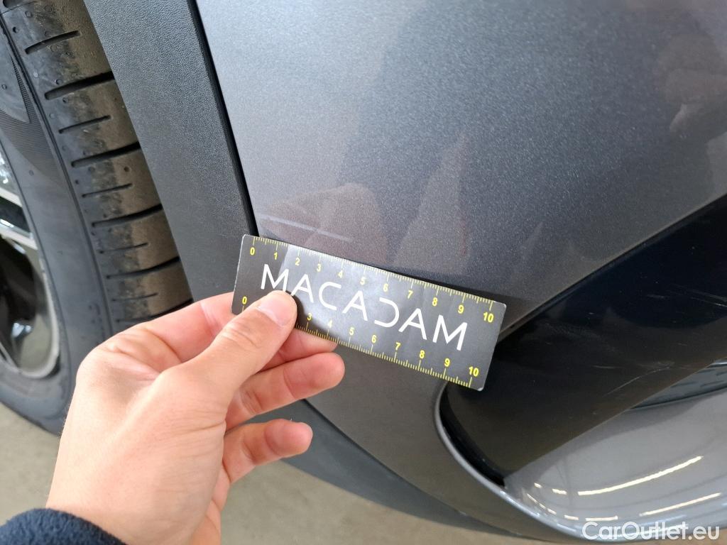  Mercedes  GLA MERCEDES-BENZ  / 2020 / 5P / SUV 1.3  250 e AMG LINE DCT #61