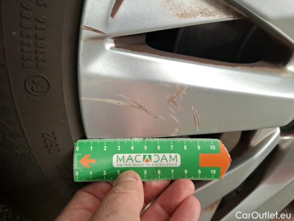  Peugeot  3008  II Active Pack 1.5 HDi 130CV BVA8 E6d #7