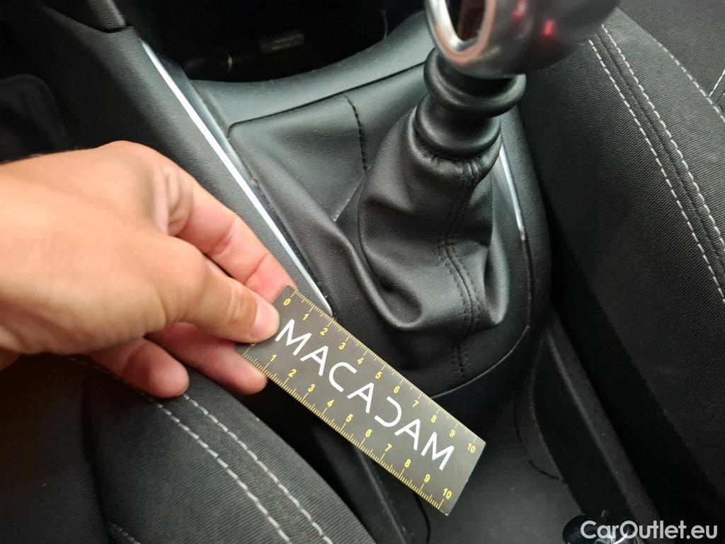  Peugeot  208  Allure Business 1.2 PureTech 110CV BVM6 E6dT #46