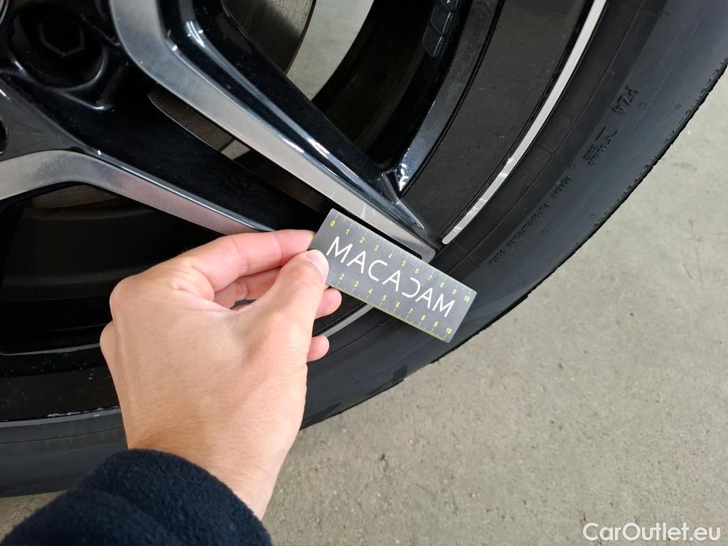  Mercedes  GLA MERCEDES-BENZ  / 2020 / 5P / SUV 1.3  250 e AMG LINE DCT #16