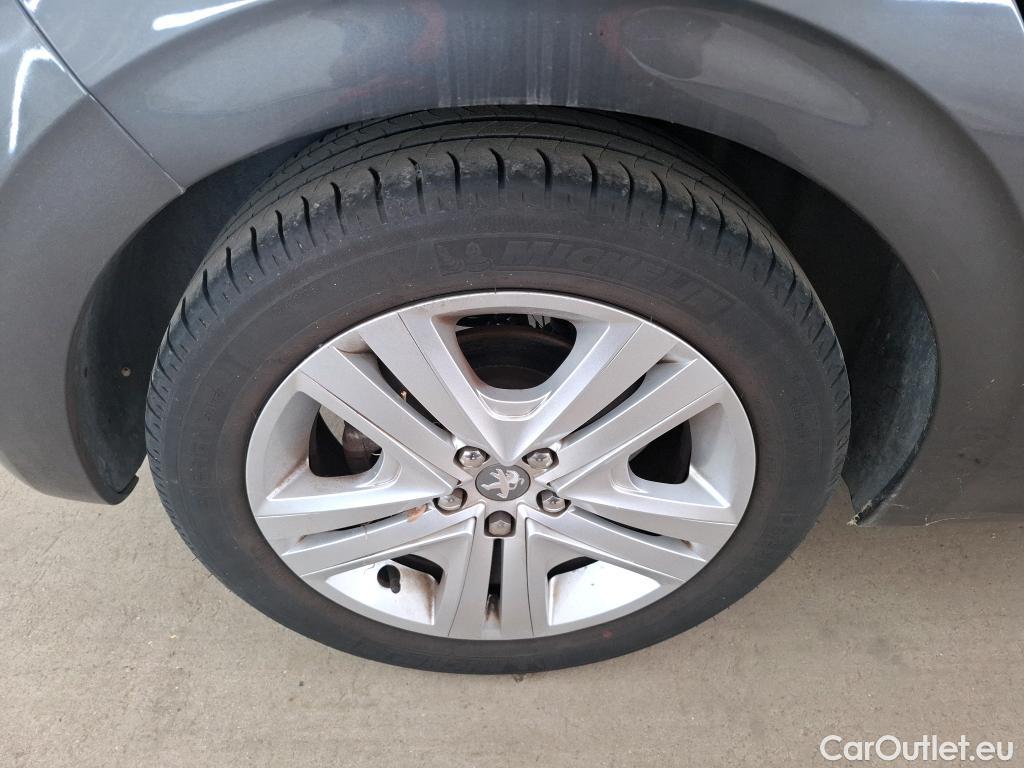  Peugeot  208  Allure Business 1.2 PureTech 110CV BVM6 E6dT #18