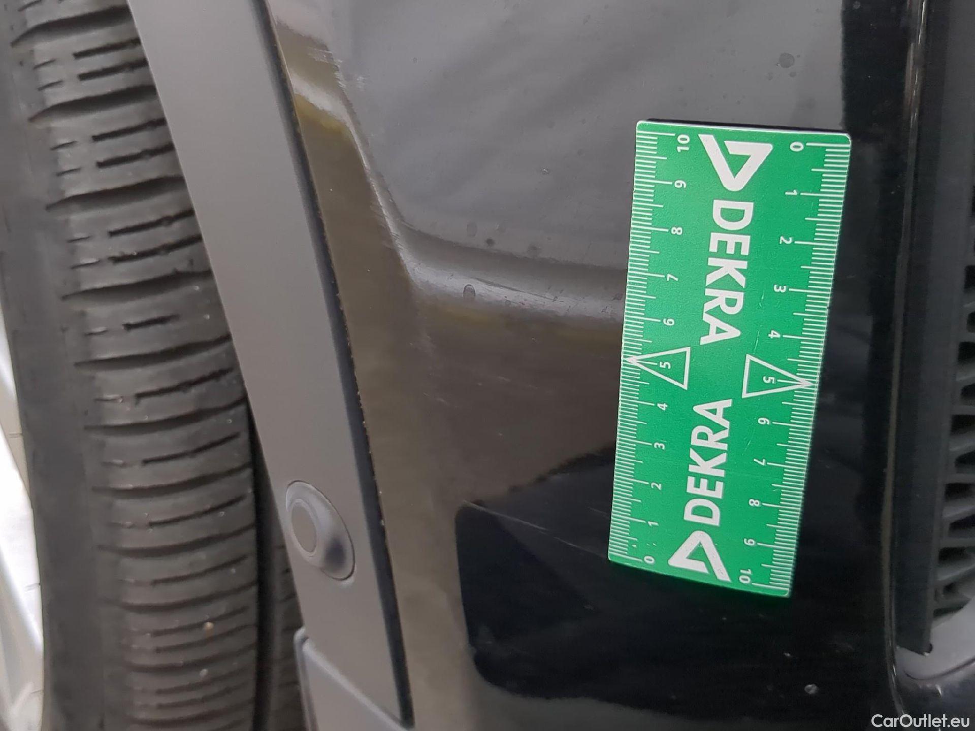  Land Rover  Discovery LAND ROVER  Sport / 2019 / 5P / SUV 1.5 P300e PHEV AUTO 4WD HSE #27