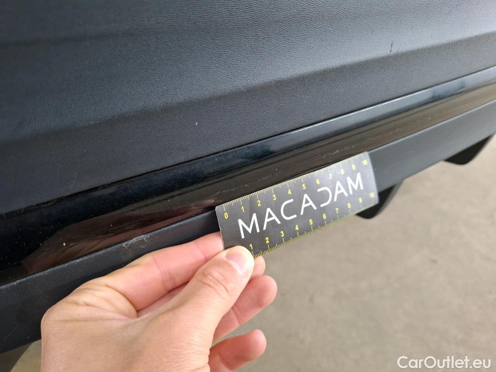  Mercedes  GLA MERCEDES-BENZ  / 2020 / 5P / SUV 1.3  250 e AMG LINE DCT #31