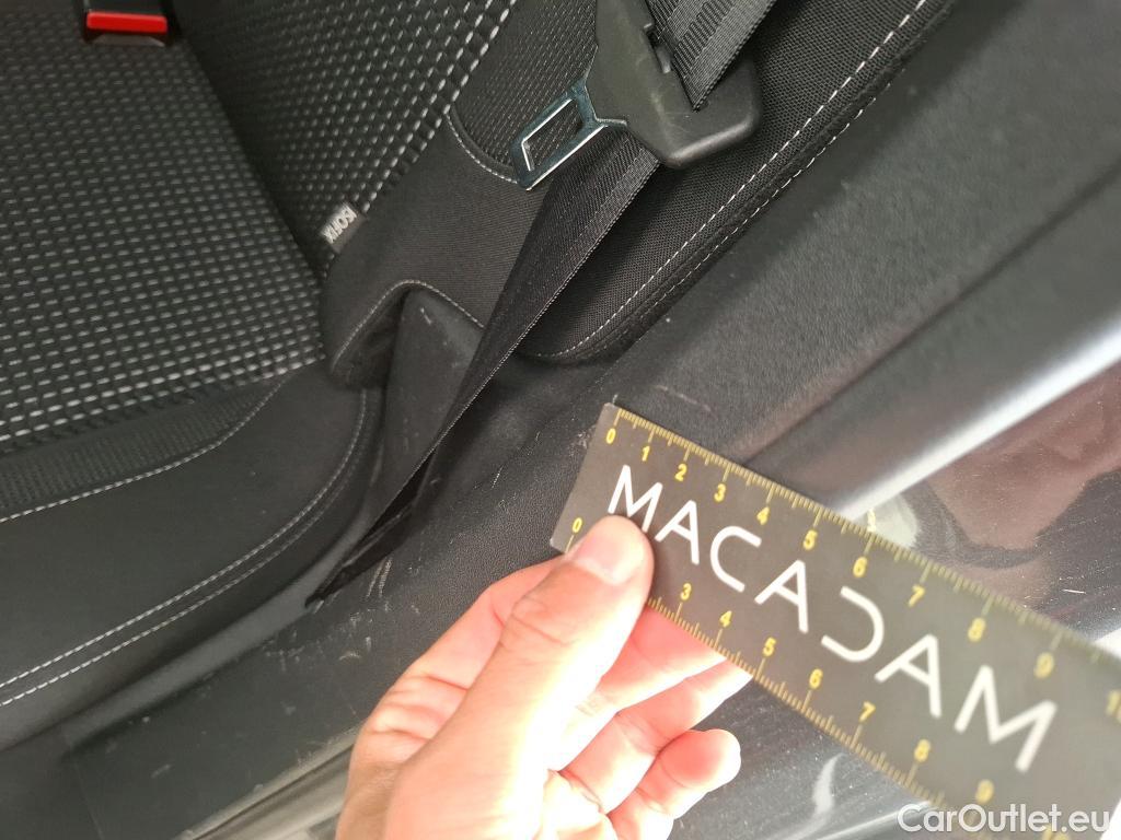  Peugeot  208  Allure Business 1.2 PureTech 110CV BVM6 E6dT #32