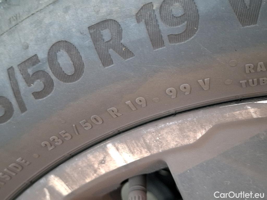  Nissan  Qashqai NISSAN  / 2021 / 5P / Crossover 1.3 MHEV 158ch Xtronic N-Style(SP) #6