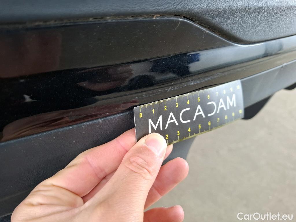  Mercedes  GLA MERCEDES-BENZ  / 2020 / 5P / SUV 1.3  250 e AMG LINE DCT #30