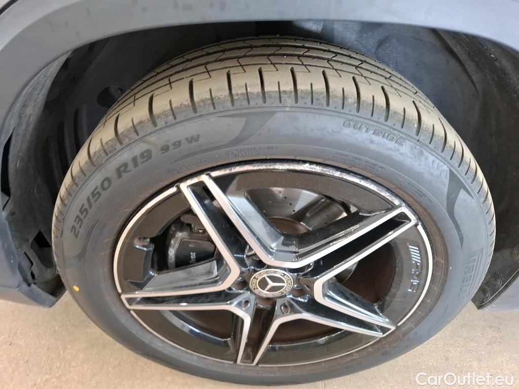  Mercedes  GLA MERCEDES-BENZ  / 2020 / 5P / SUV 1.3  250 e AMG LINE DCT #6