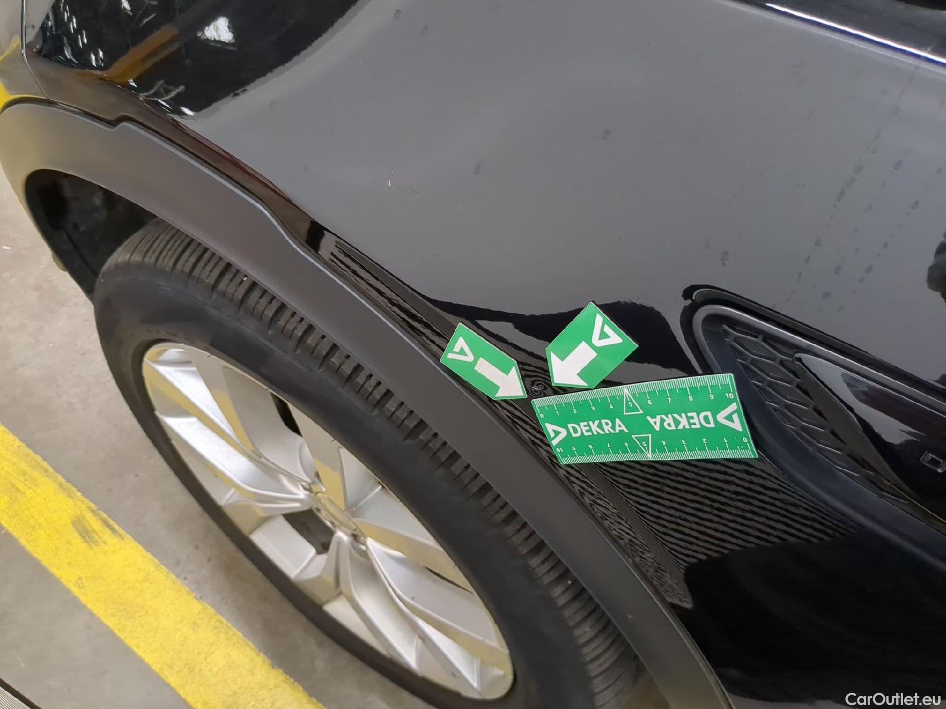  Land Rover  Discovery LAND ROVER  Sport / 2019 / 5P / SUV 1.5 P300e PHEV AUTO 4WD HSE #30