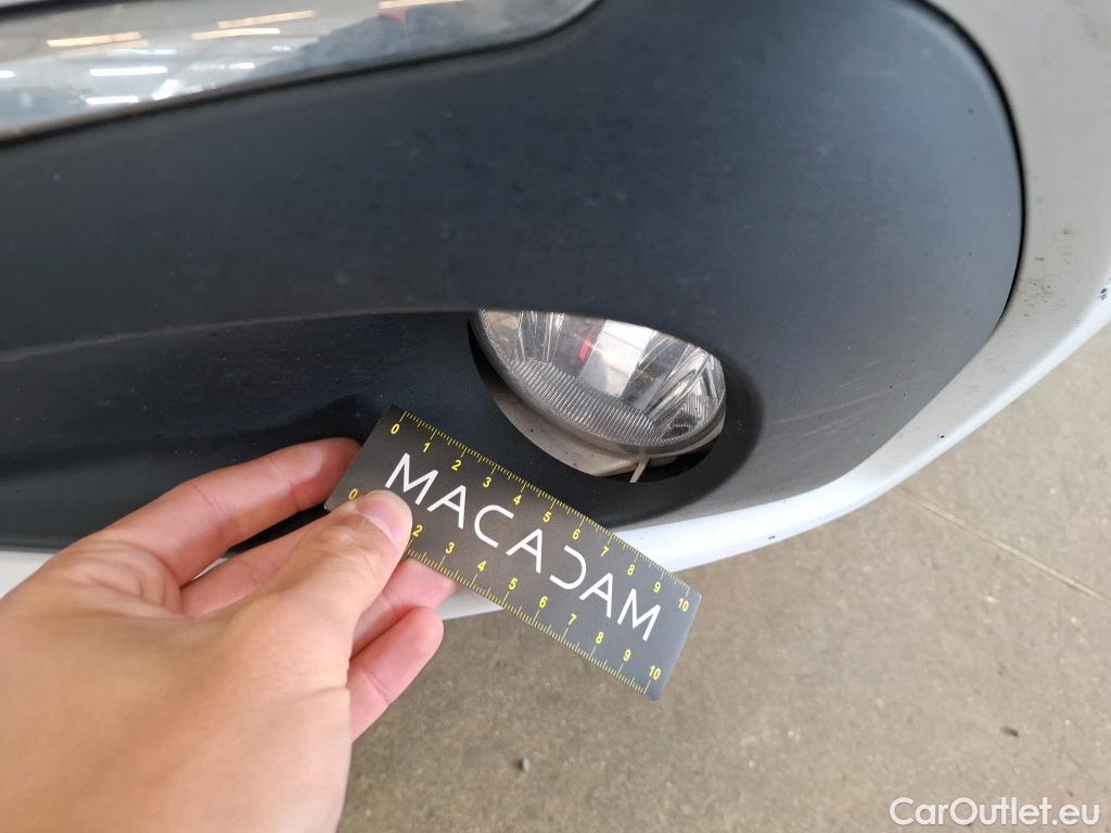  Peugeot  208  Style 1.2 PureTech 80CV BVM5 E6 #29