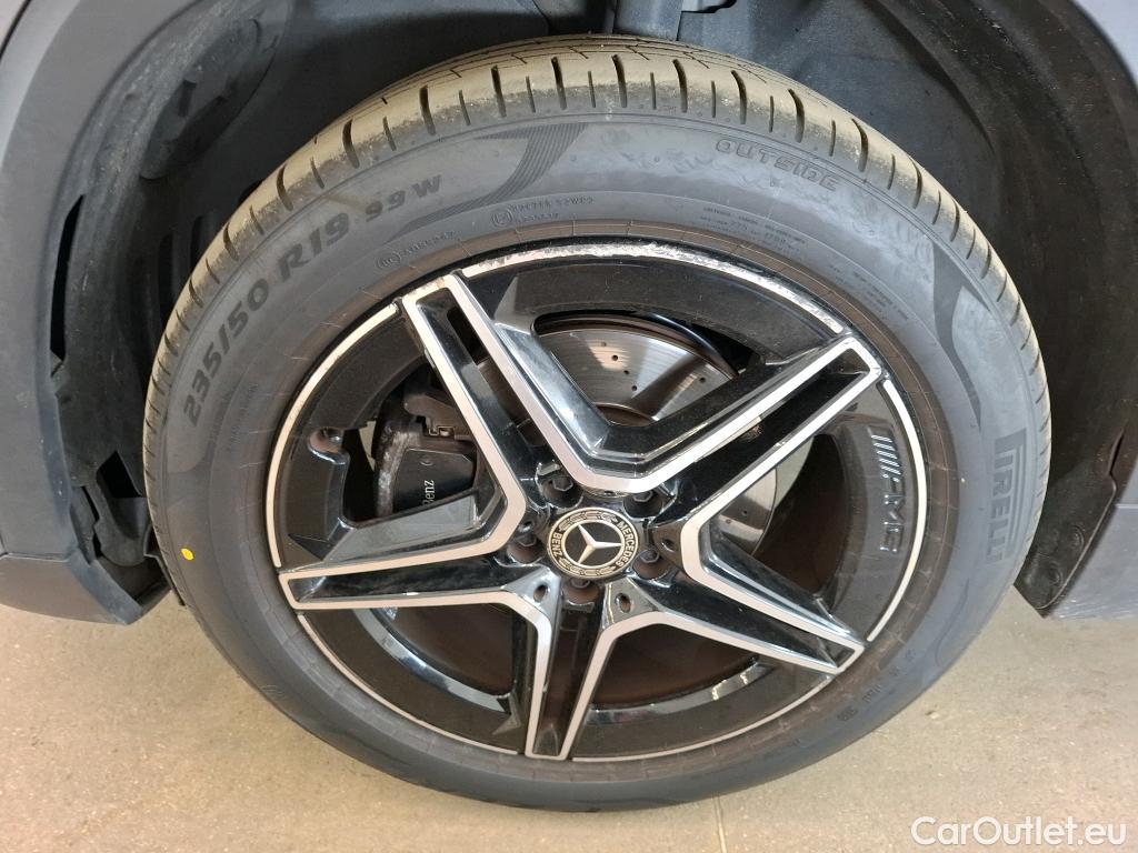  Mercedes  GLA MERCEDES-BENZ  / 2020 / 5P / SUV 1.3  250 e AMG LINE DCT #7