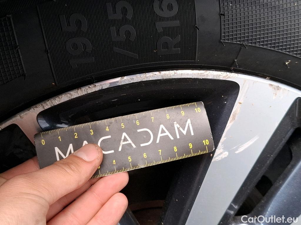  Nissan  Micra NISSAN  5p Berline IG-T 90 N-Connecta #38