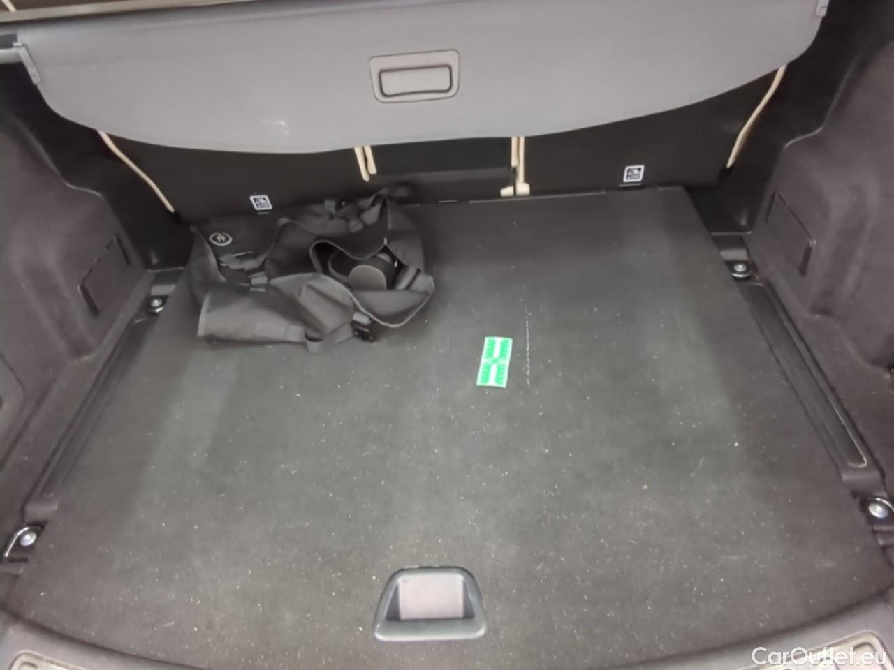  Land Rover  Discovery LAND ROVER  Sport / 2019 / 5P / SUV 1.5 P300e PHEV AUTO 4WD HSE #3