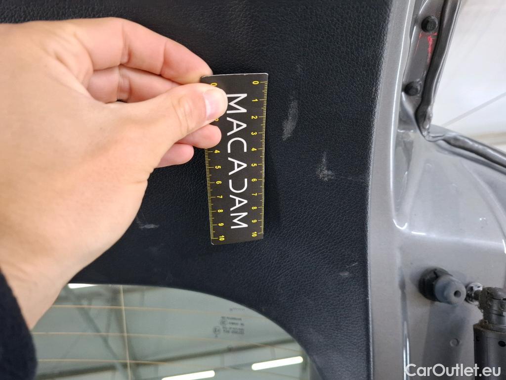  Mercedes  GLA MERCEDES-BENZ  / 2020 / 5P / SUV 1.3  250 e AMG LINE DCT #25