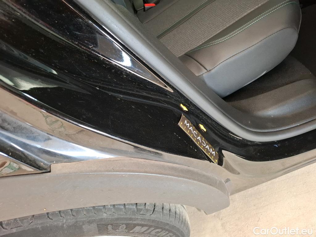  Peugeot  3008  Allure Pack 1.5 HDi 130CV BVA8 E6d #1