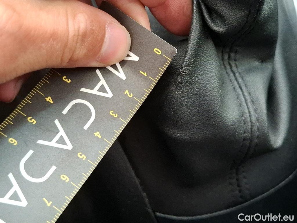  Peugeot  208  Allure Business 1.2 PureTech 110CV BVM6 E6dT #47