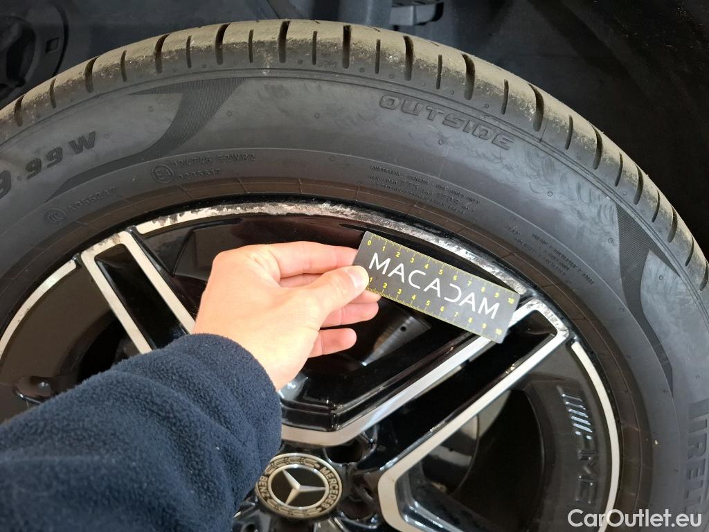  Mercedes  GLA MERCEDES-BENZ  / 2020 / 5P / SUV 1.3  250 e AMG LINE DCT #9