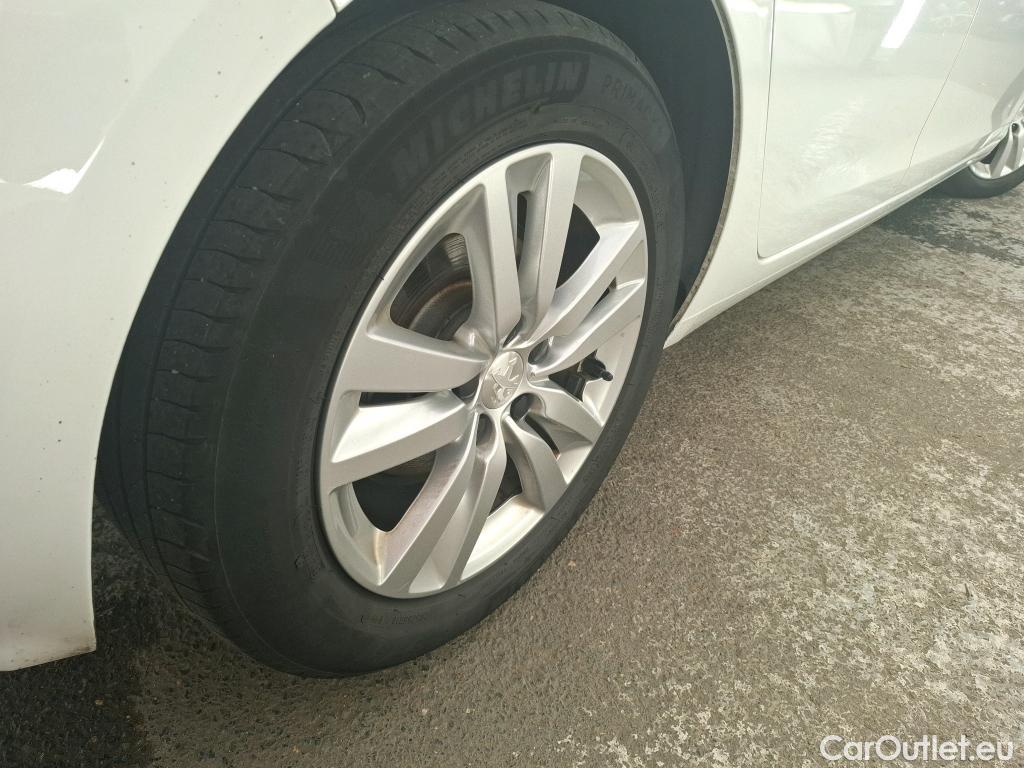  Peugeot  308  Active Business 1.5 HDi 130CV BVA8 E6d #32