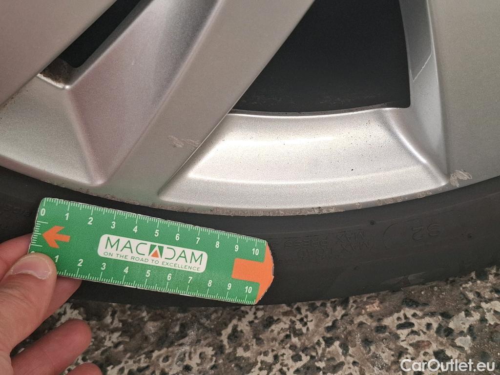  Peugeot  308  Active Business 1.5 HDi 130CV BVA8 E6d #24