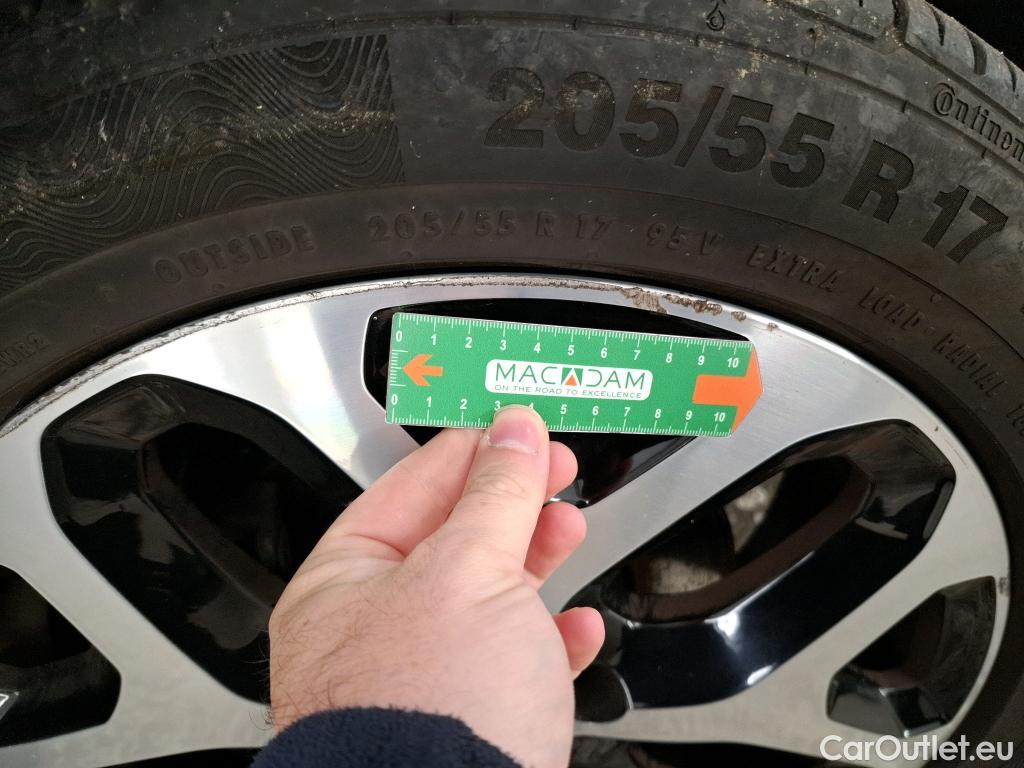  Renault  Captur RENAULT  5p Crossover Intens TCe 150 EDC FAP #3