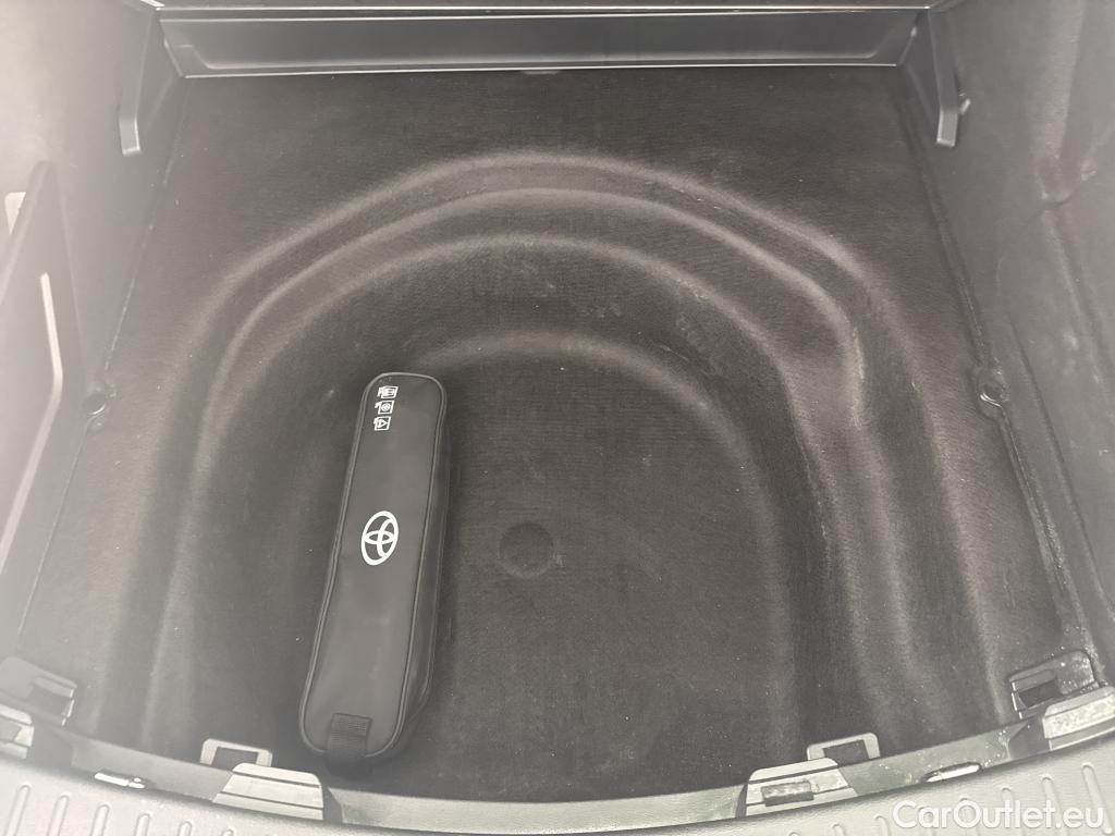  Toyota  Corolla TOYOTA  Touring Sports / 2018 / 5P / Break Hybride 184h Dynamic Business Beyond Zer #8