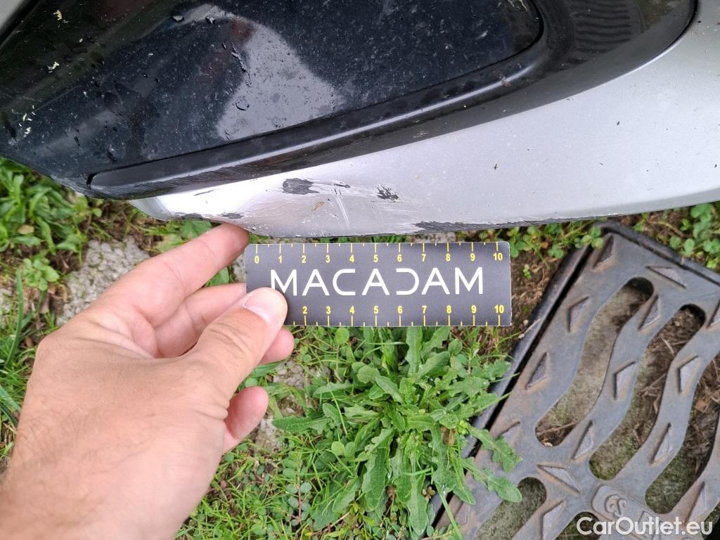 Toyota  Corolla TOYOTA  / 2018 / 5P / Berline Hybride 122h Dynamic Business Supp Lomb #3