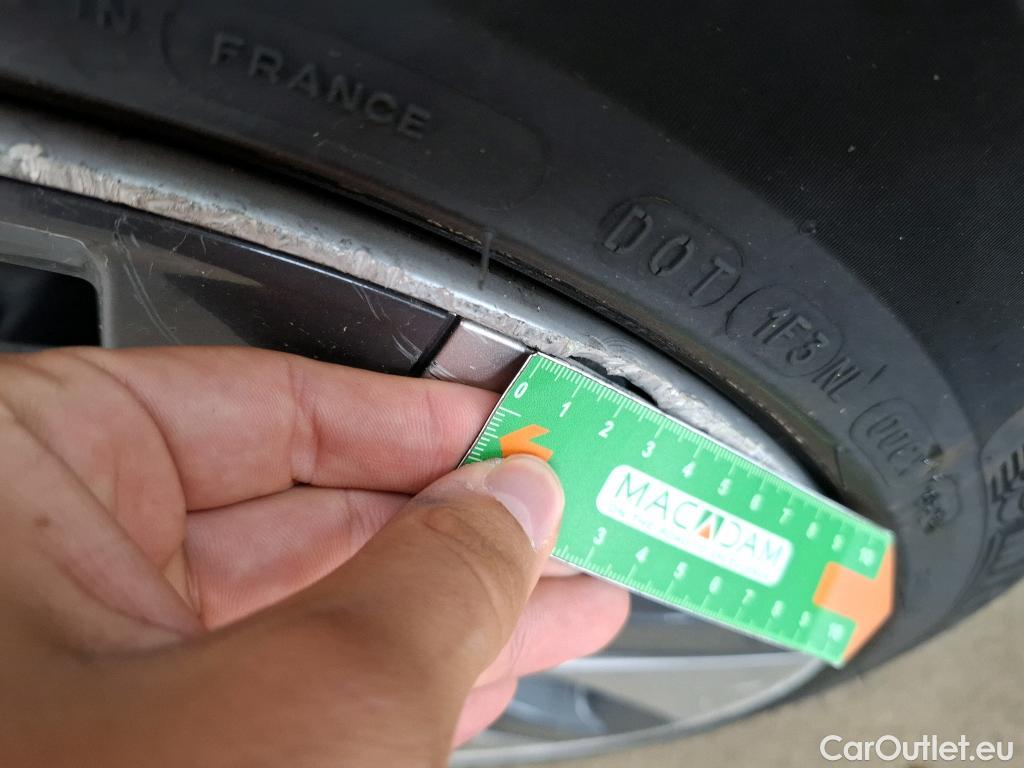 Tesla  Model Y TESLA  / 2020 / 5P / SUV Grand Autonomie Dual Motor AWD #6