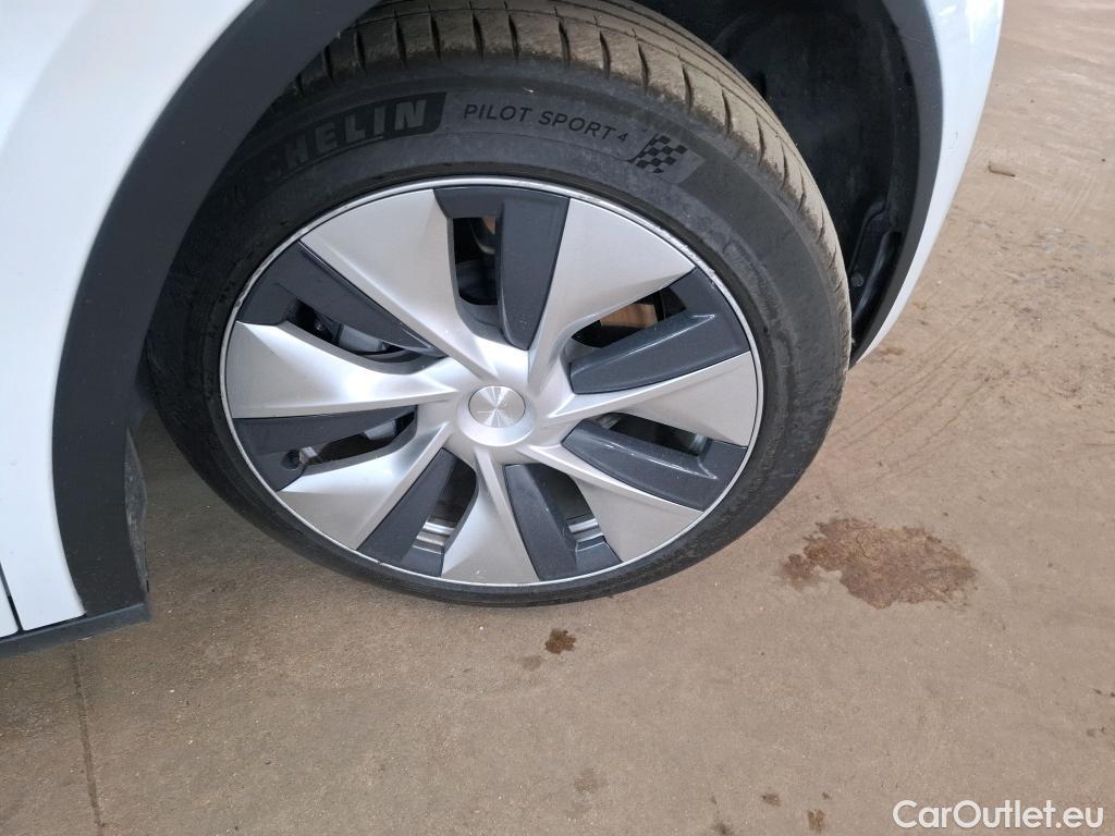 Tesla  Model Y TESLA  / 2020 / 5P / SUV Grand Autonomie Dual Motor AWD #21