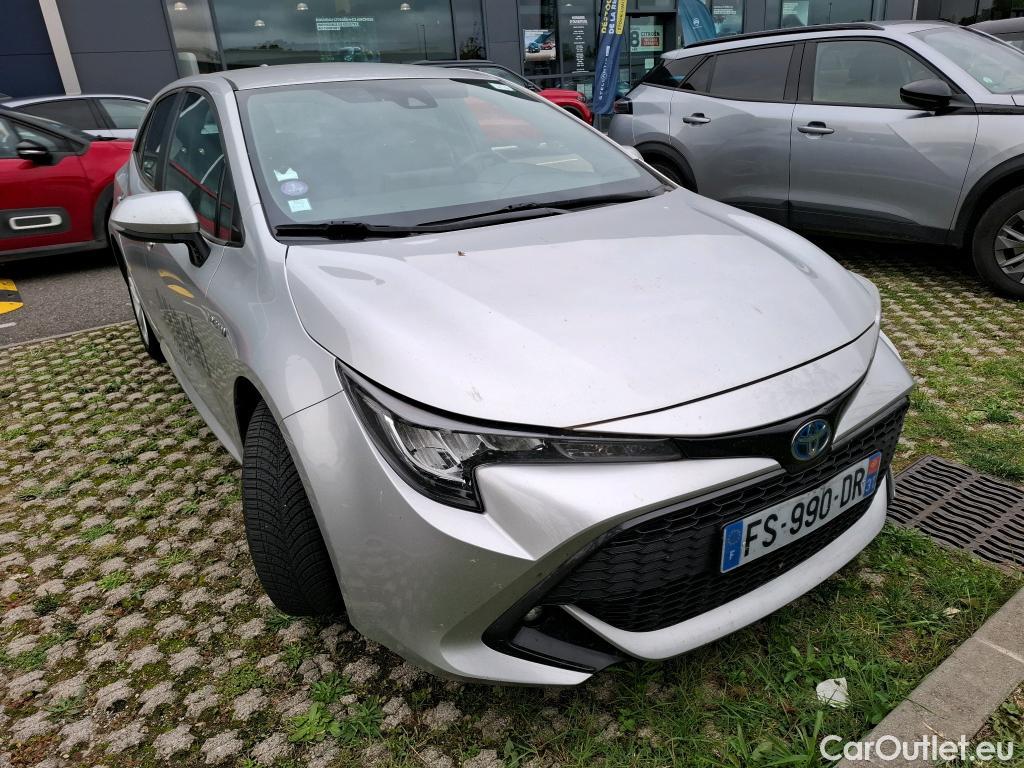 Toyota  Corolla TOYOTA  / 2018 / 5P / Berline Hybride 122h Dynamic Business Supp Lomb #4