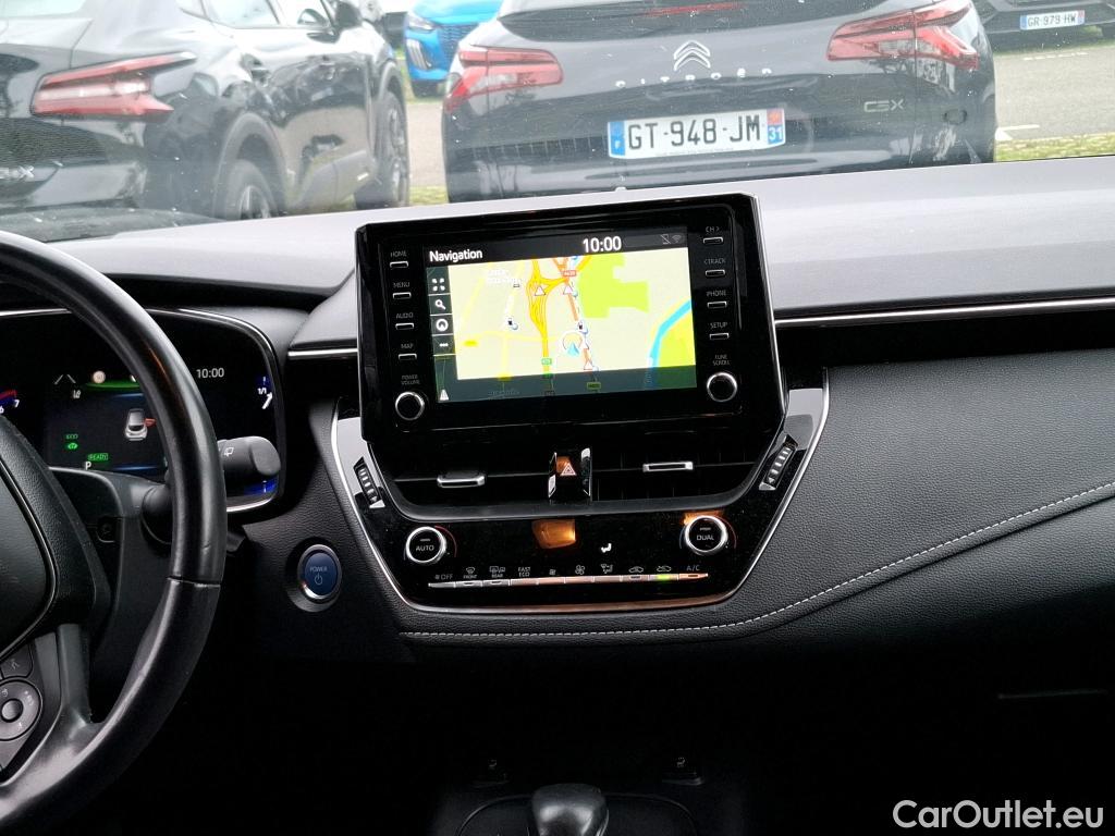 Toyota  Corolla TOYOTA  / 2018 / 5P / Berline Hybride 122h Dynamic Business Supp Lomb #10