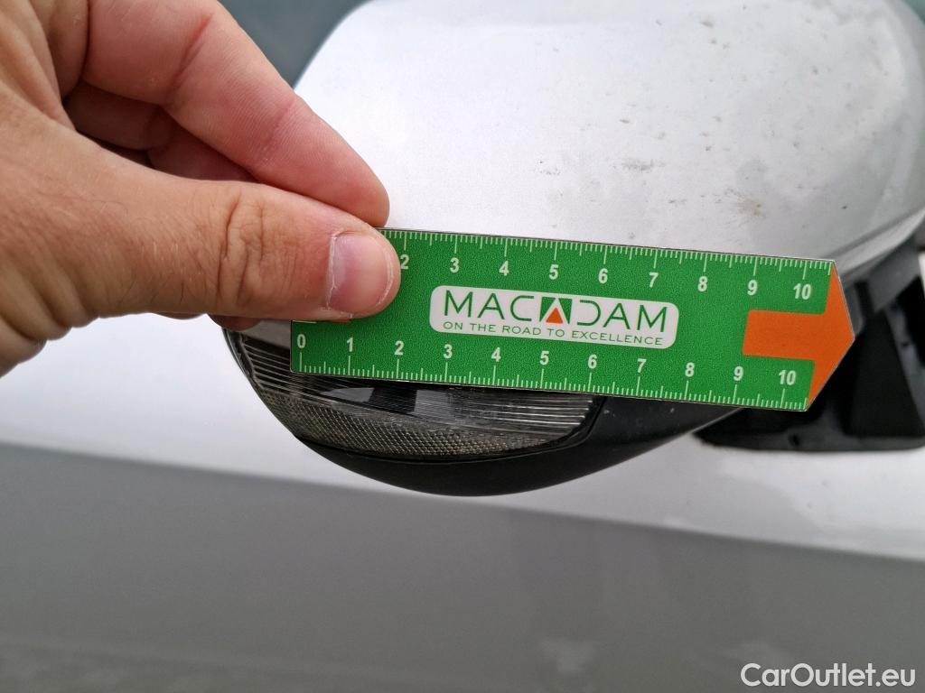 Toyota  Corolla TOYOTA  / 2018 / 5P / Berline Hybride 122h Dynamic Business Supp Lomb #25