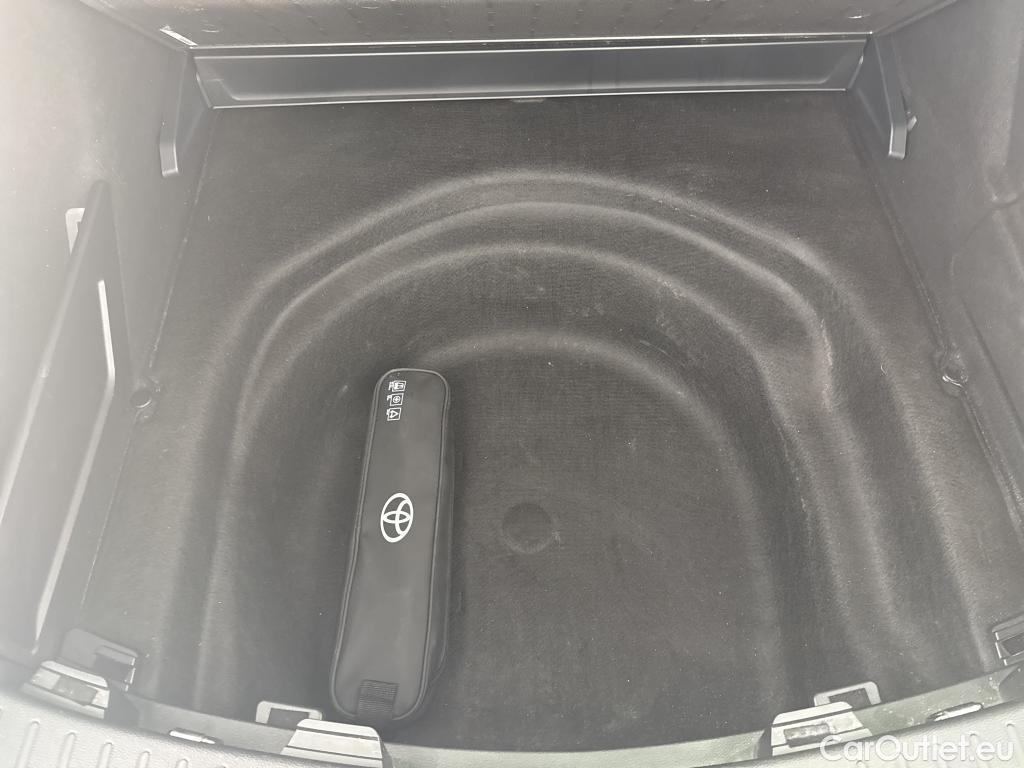  Toyota  Corolla TOYOTA  Touring Sports / 2018 / 5P / Break Hybride 184h Dynamic Business Beyond Zer #11