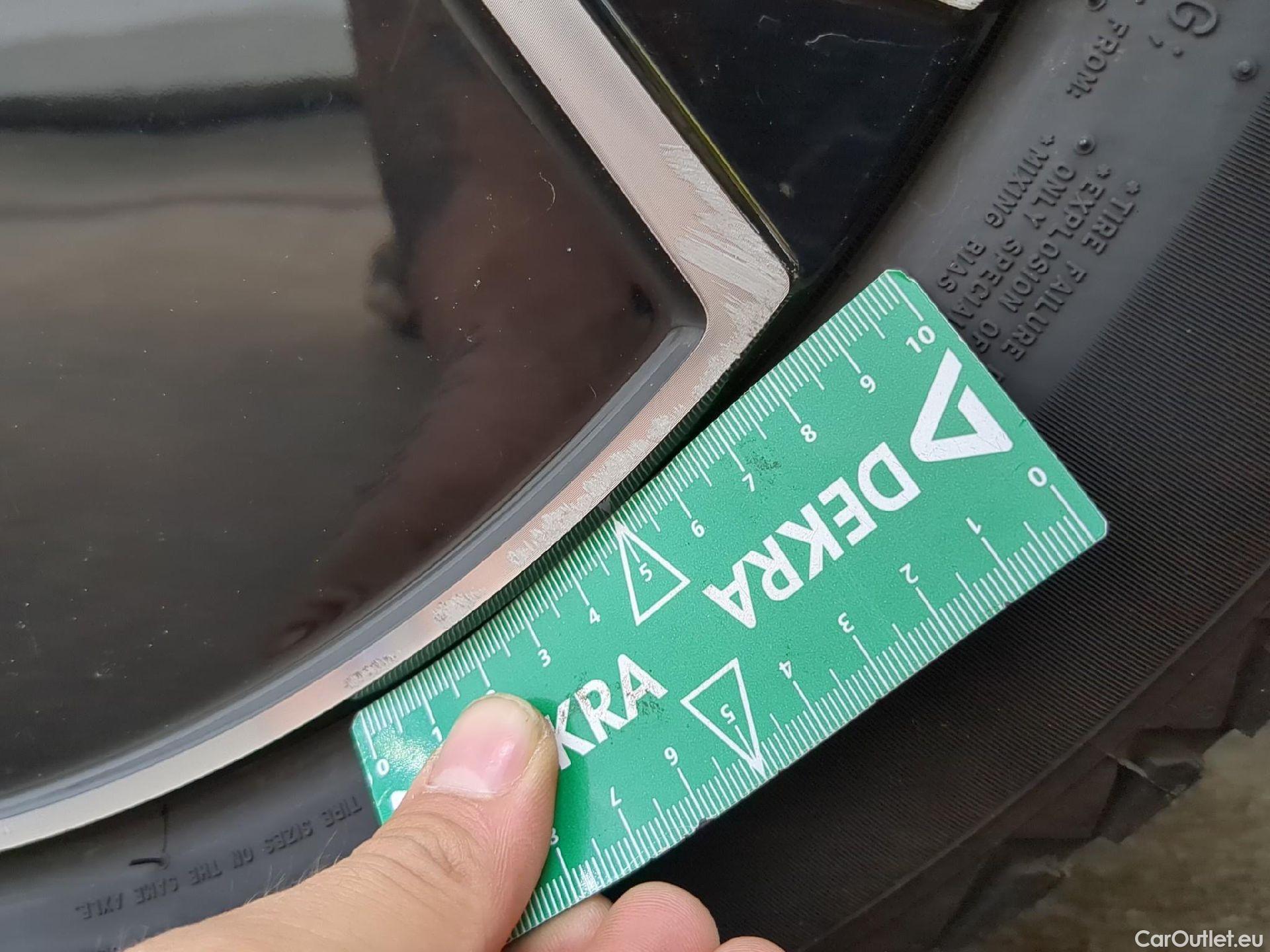  Volvo  XC 40 XC40 Plus Recharge Pure Electric 2WD 82kWh BVA #3