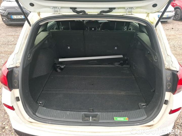 Hyundai  i30 1.6 CRDI 115 CREATIVE SW #33