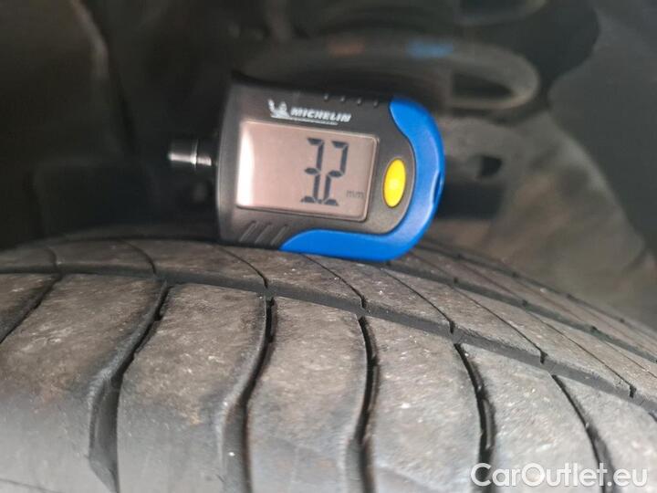 Hyundai  i30 1.0 T-GDI 120 DCT-7 MHEV CREATIVE SW #30