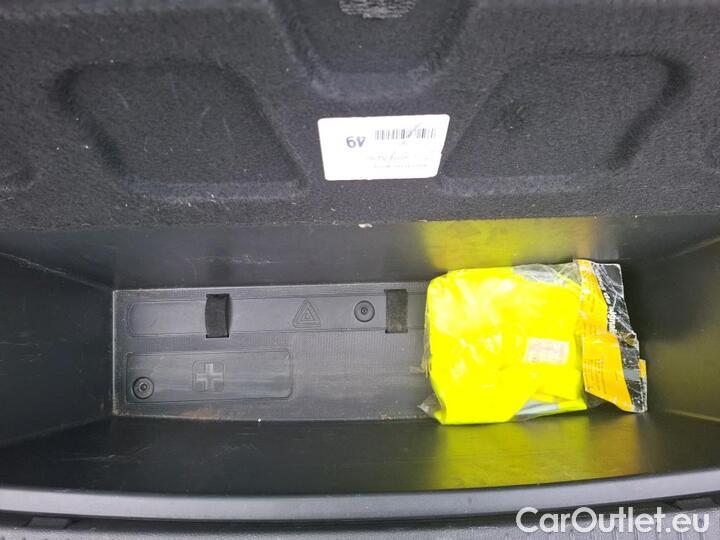 Hyundai  i30 1.6 CRDI 115 CREATIVE SW #12